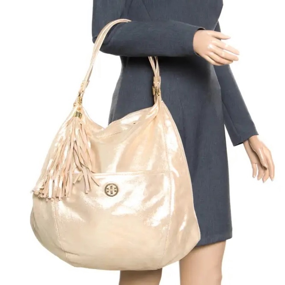 Tory Burch Dean hobo in shimmer